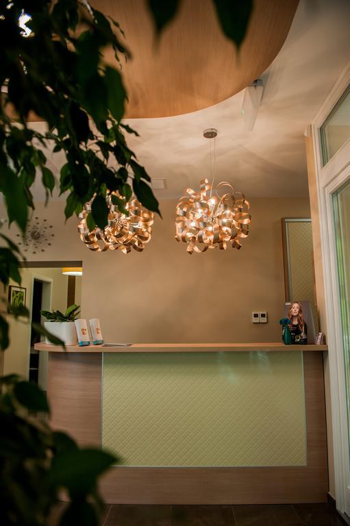 Braun Rooms Deluxe Шопрон Экстерьер фото