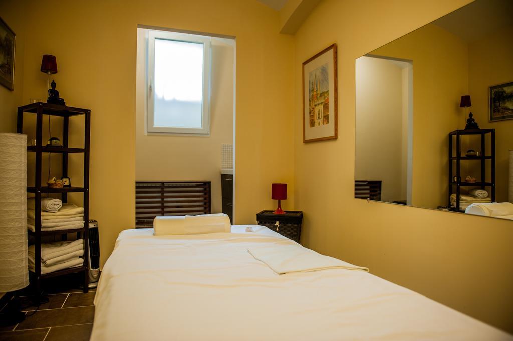 Braun Rooms Deluxe Шопрон Экстерьер фото