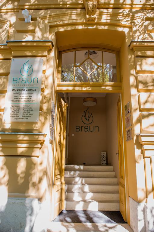 Braun Rooms Deluxe Шопрон Экстерьер фото
