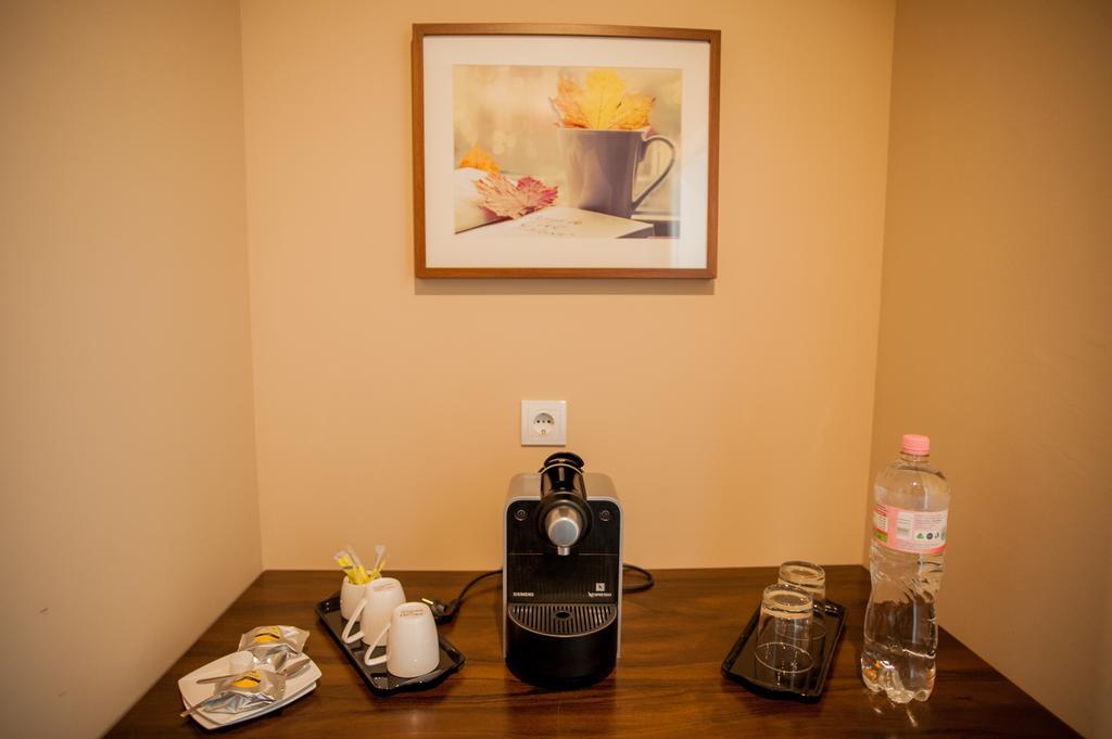 Braun Rooms Deluxe Шопрон Экстерьер фото
